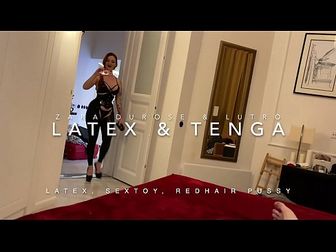 ❤️ Dada wa kambo mwenye kichwa chekundu akiwa amevalia vazi la latex alilobanwa na kaka wa kambo Pononi kuu kwa sw.hentaisea-com.ru ❌️